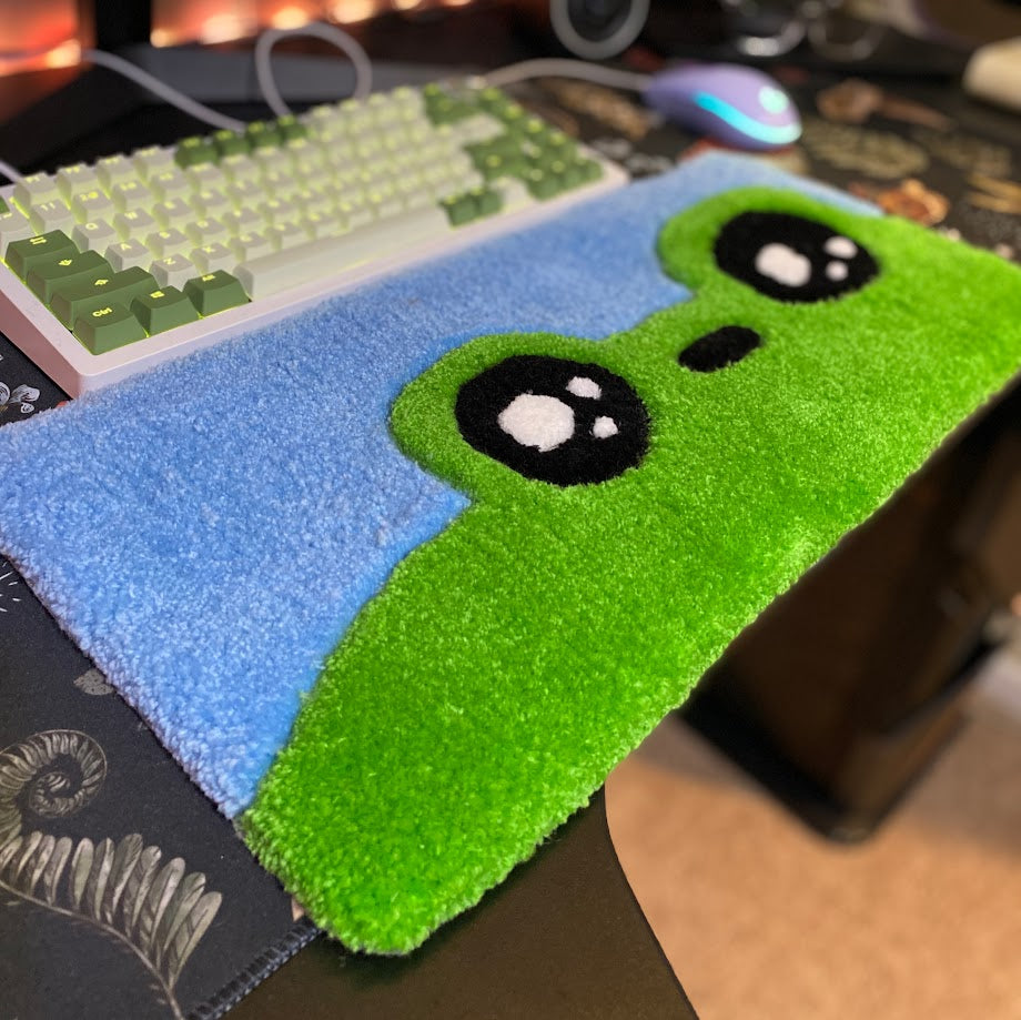 Froggy Desk Rug
